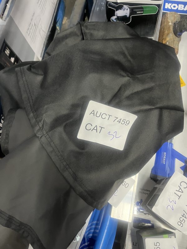AUCT 7459 CAT 32 - Image 2