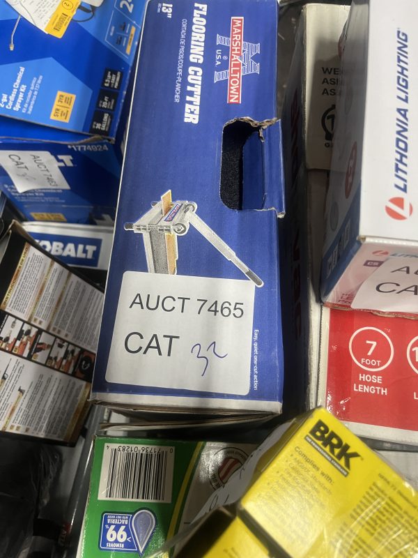 AUCT 7465 CAT 32 - Image 2