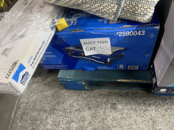 AUCT 7520 CAT 32 - Image 2