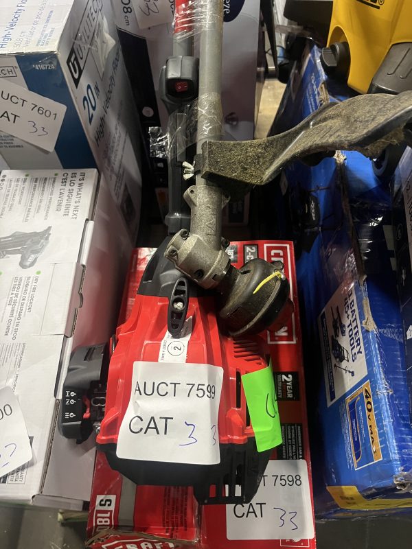 AUCT 7599 CAT 33 - Image 2