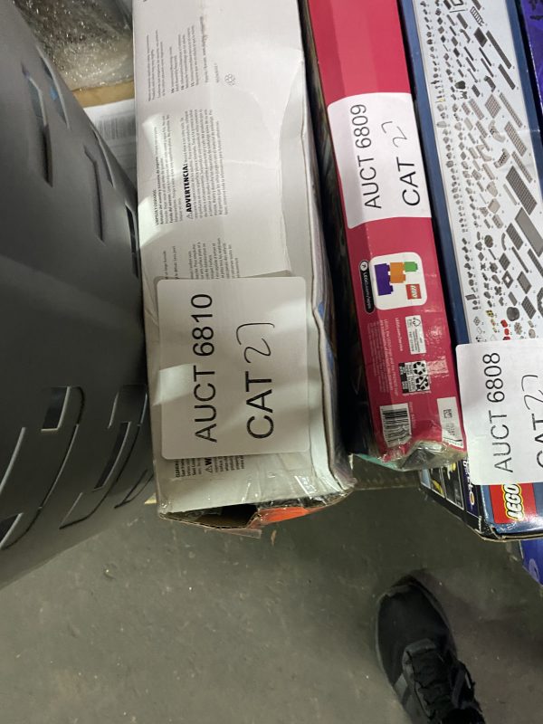 AUCT 6810 CAT 27 - Image 2