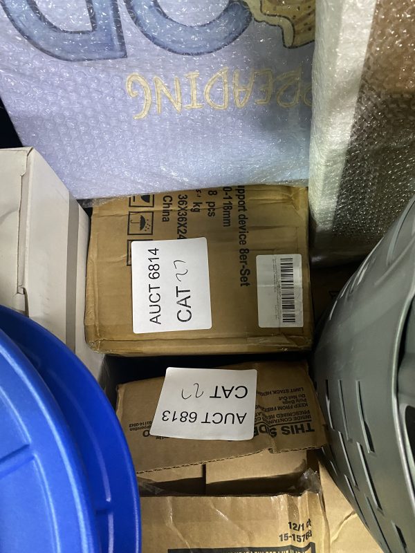 AUCT 6814 CAT 27 - Image 2