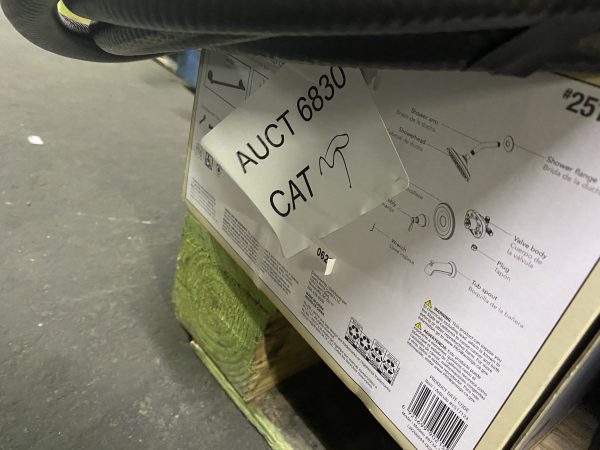 AUCT 6830 CAT 30 - Image 2