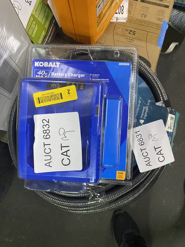 AUCT 6832 CAT 30 - Image 2