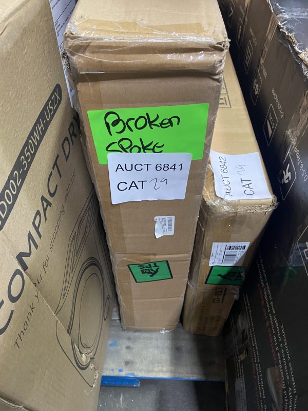AUCT 6841 CAT 29 - Image 2