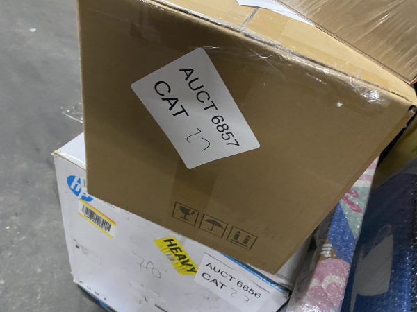 AUCT 6857 CAT 27 - Image 2