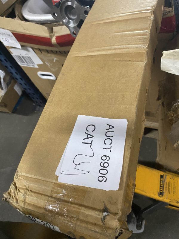 AUCT 6906 CAT 24 - Image 2