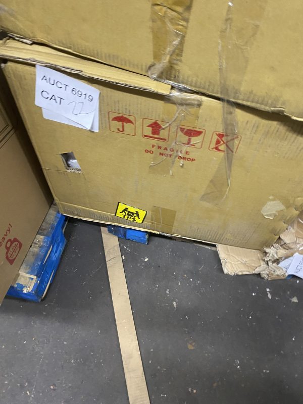AUCT 6919 CAT 22 - Image 2