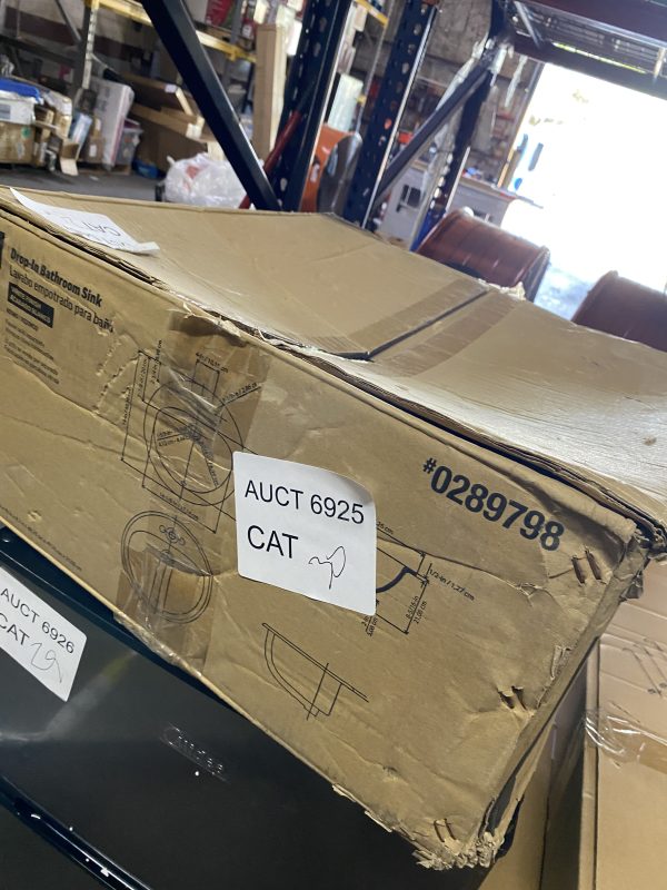 AUCT 6925 CAT 30 - Image 2