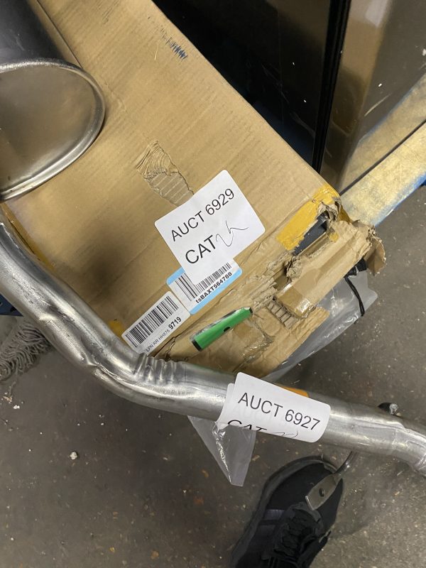 AUCT 6929 CAT 29 - Image 2