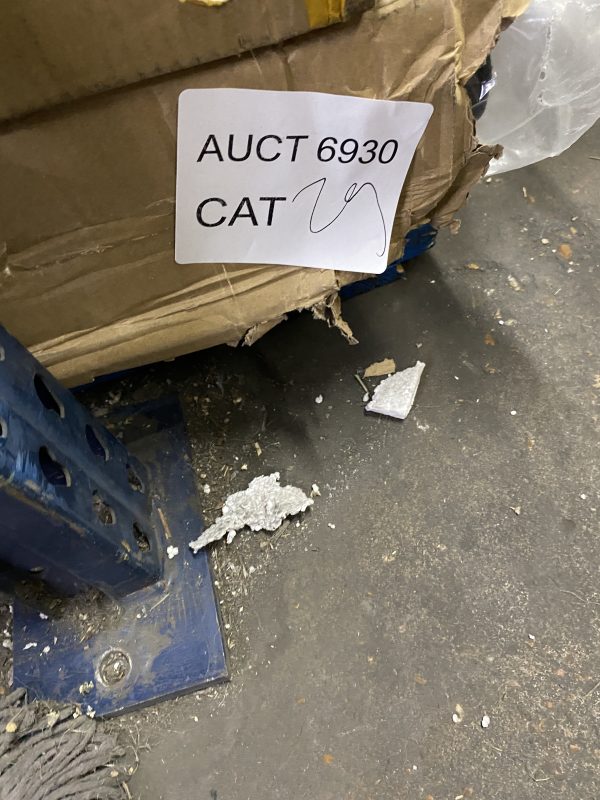 AUCT 6930 CAT 29 - Image 2
