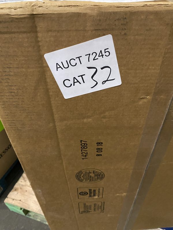AUCT 7245 CAT 32 - Image 2