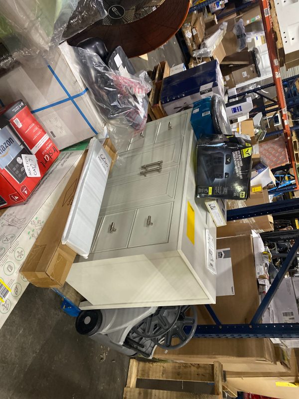 AUCT 7273 CAT 32 - Image 7
