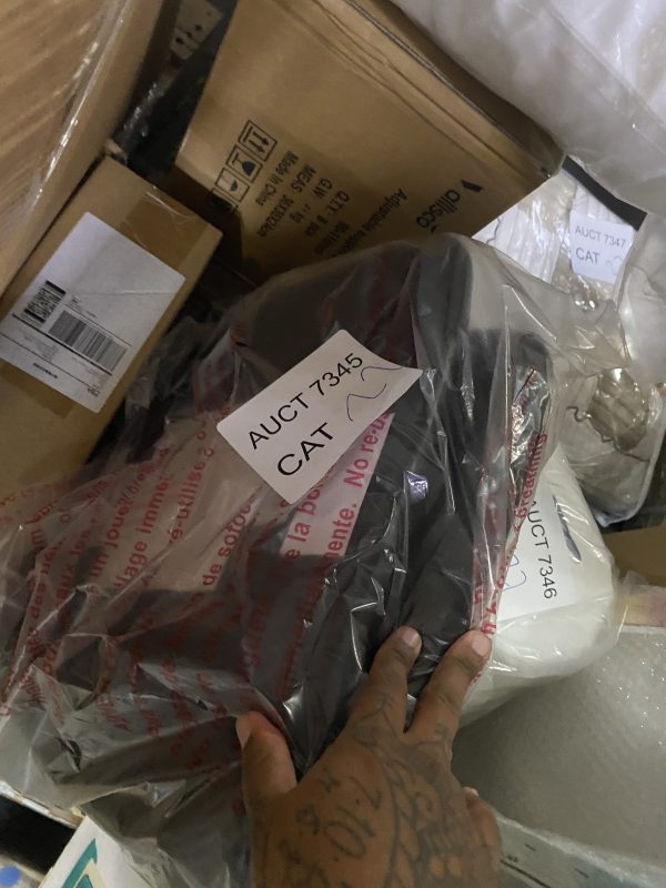 AUCT 7345 CAT 27 - Image 2