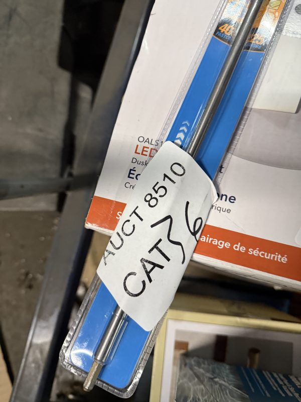 AUCT 8510 CAT 36 - Image 2