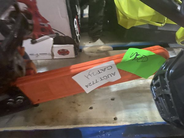 AUCT 7724 CAT 34 - Image 2