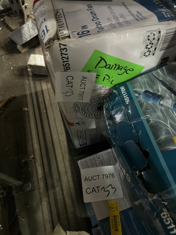 AUCT 7977 CAT 33 - Image 2