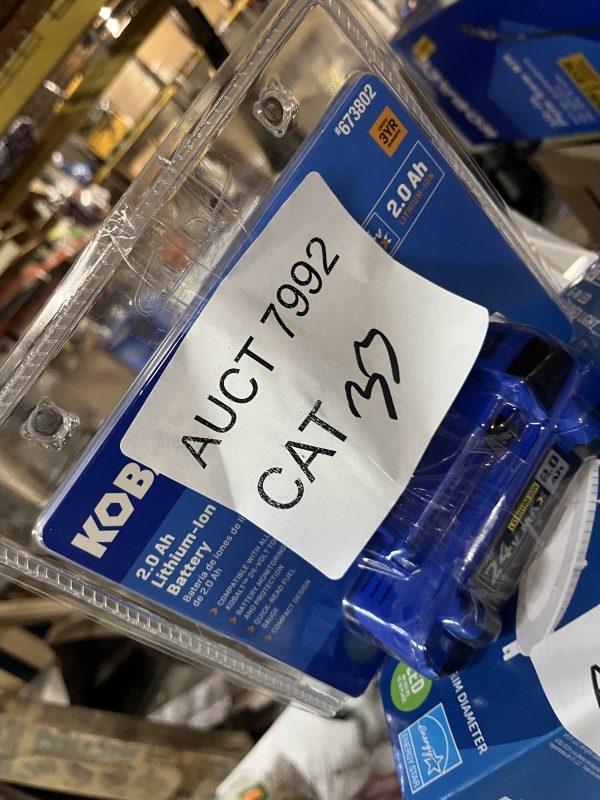 AUCT 7992 CAT 33 - Image 2