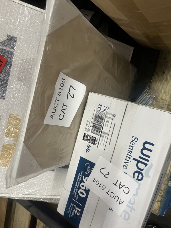AUCT 8105 CAT 27 - Image 2
