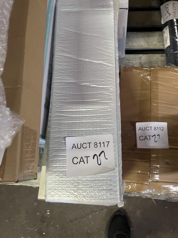 AUCT 8117 CAT 27 - Image 2