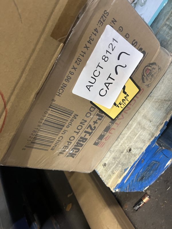 AUCT 8121 CAT 27 - Image 2