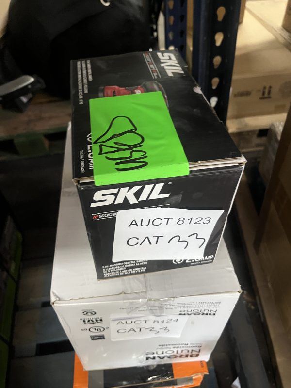 AUCT 8123 CAT 33 - Image 2