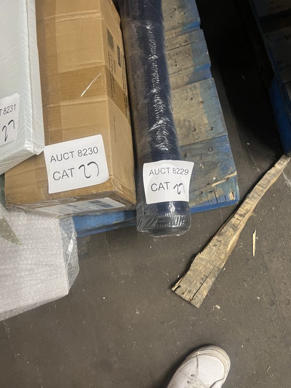 AUCT 8229 CAT 27 - Image 2