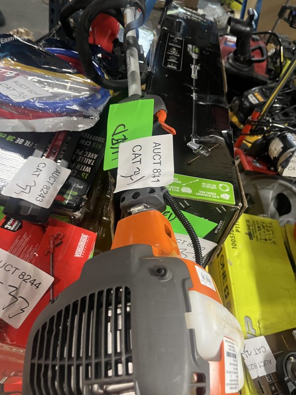 AUCT 8241 CAT 34 - Image 2
