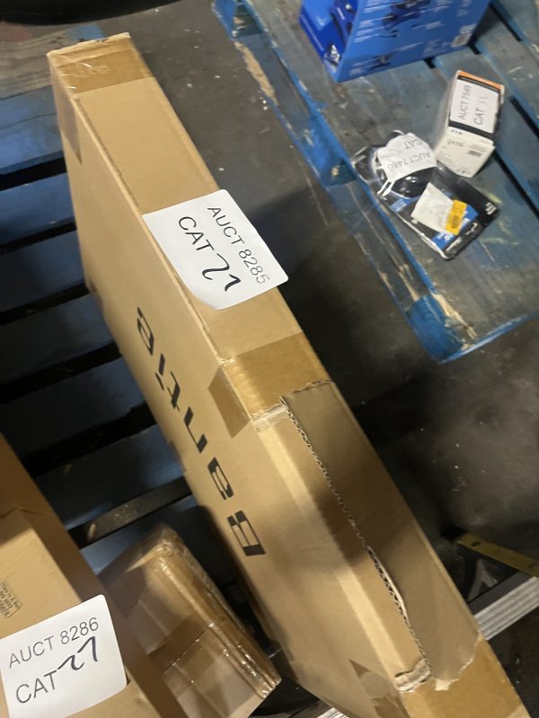 AUCT 8285 CAT 27 - Image 2