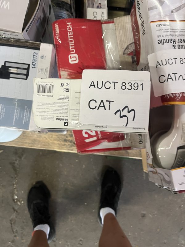 AUCT 8391 CAT 33 - Image 2