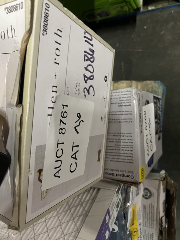 AUCT 8761 CAT 36 - Image 2