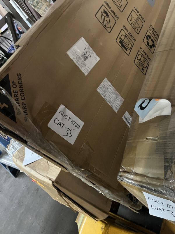 AUCT 8789 CAT 35 - Image 2