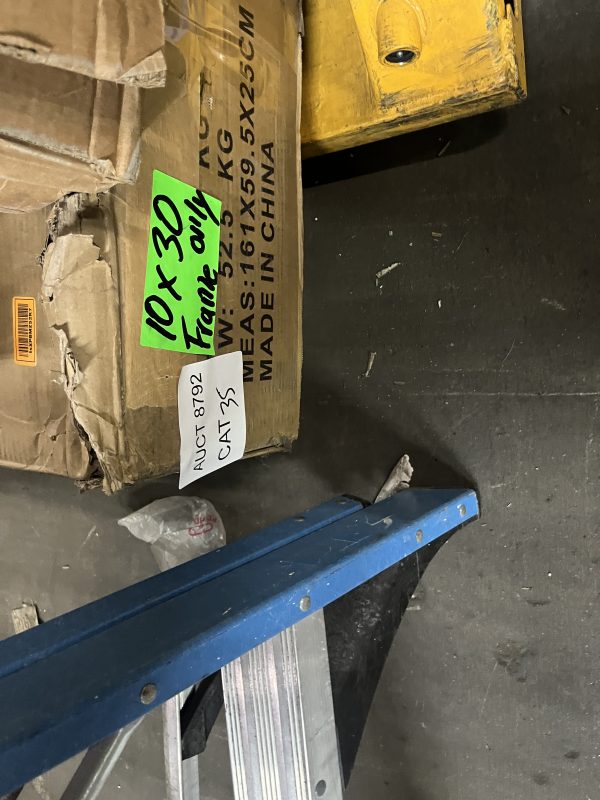 AUCT 8792 CAT 35 - Image 2