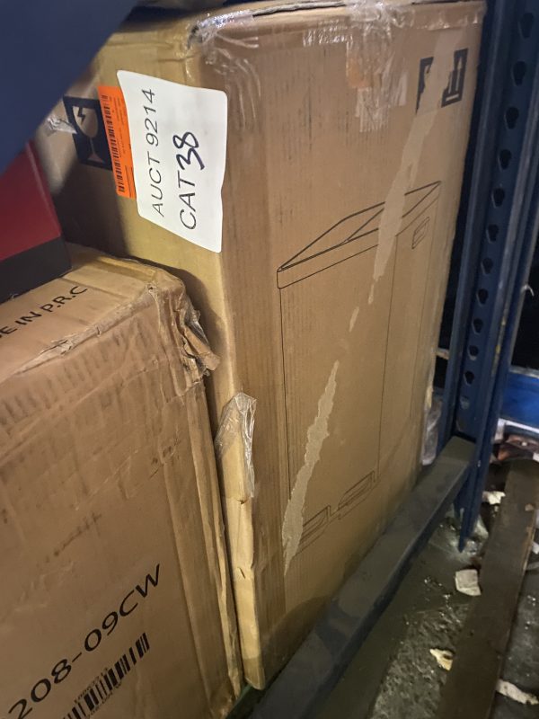 AUCT 9214 CAT 38 - Image 2