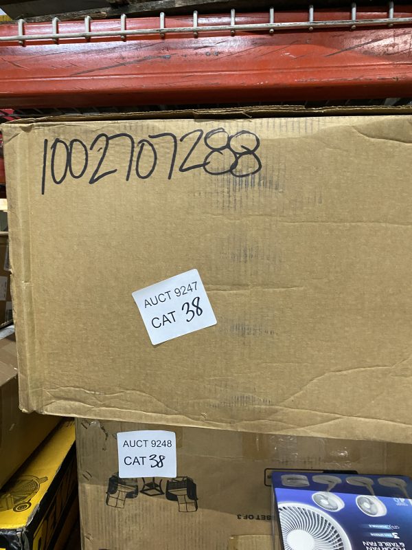 AUCT 9247 CAT 38 - Image 2
