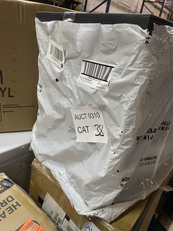 AUCT 9310 CAT 38 - Image 2