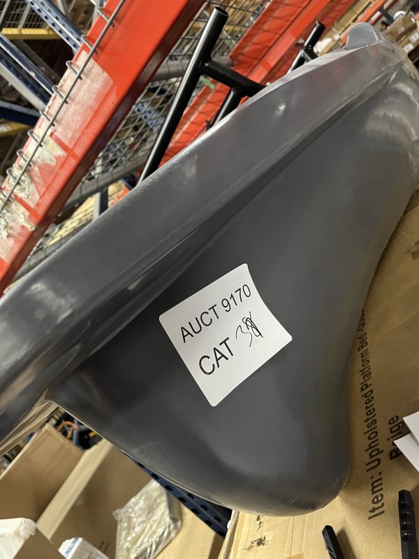 AUCT 9170 CAT 37 - Image 2