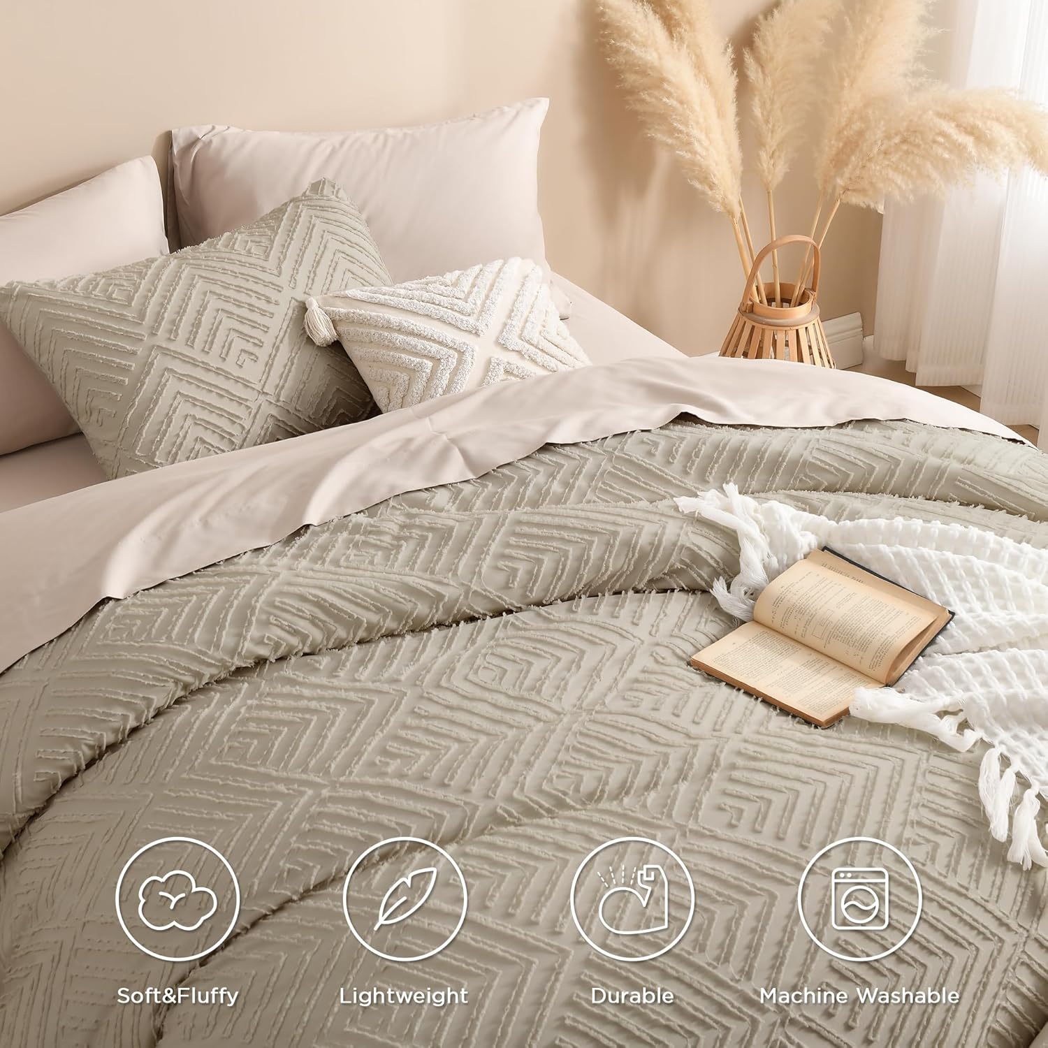 AUCT 11249 - $100 Andency Oversized King Comforter 128'x120', 3 Pieces Oa - Image 4