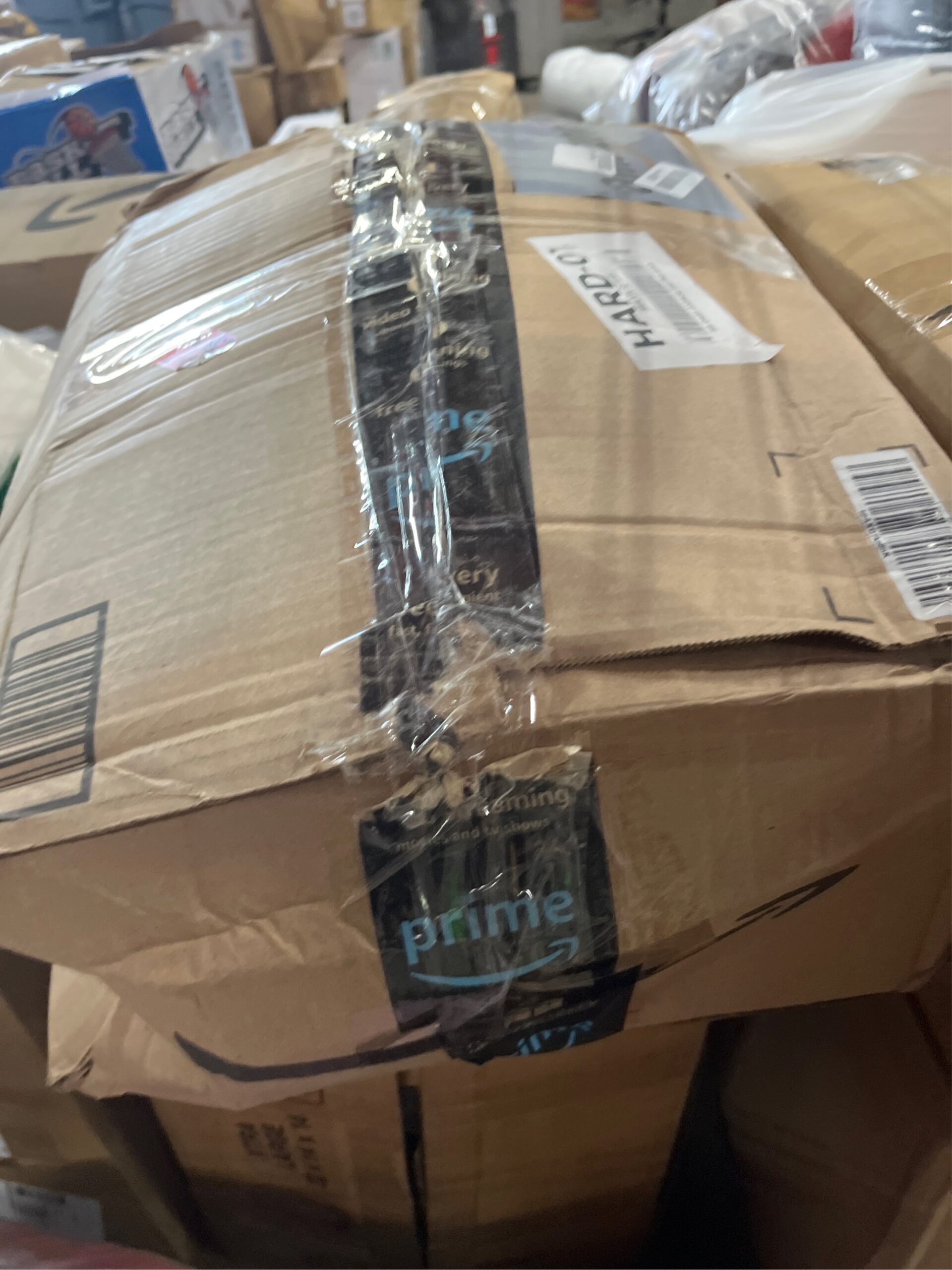 AUCT 11249 - $100 Andency Oversized King Comforter 128'x120', 3 Pieces Oa - Image 5