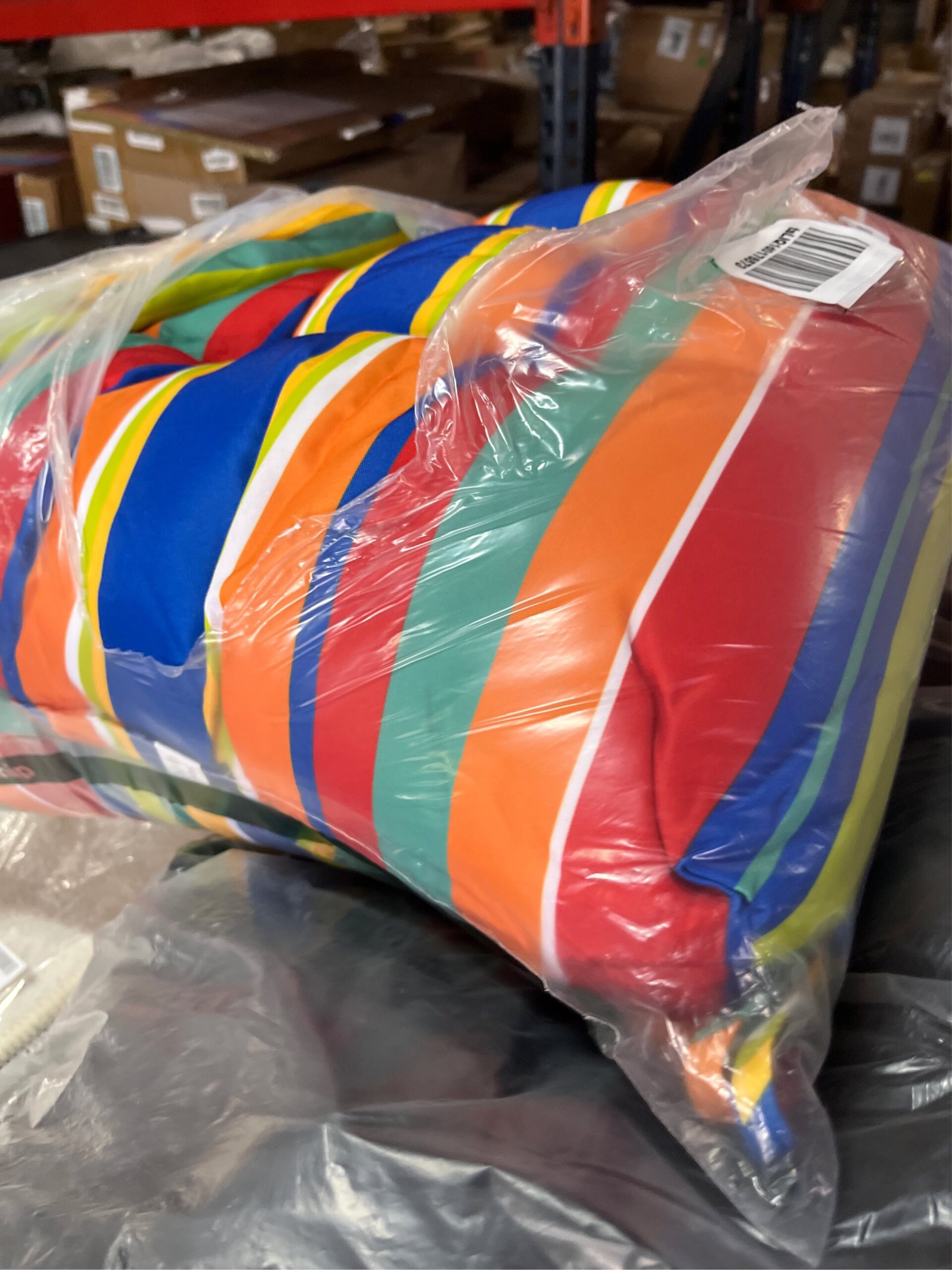 AUCT 11786 - FUNBERRY Adirondack Chair Cushion Polyester, Waterproof, UV - Image 5