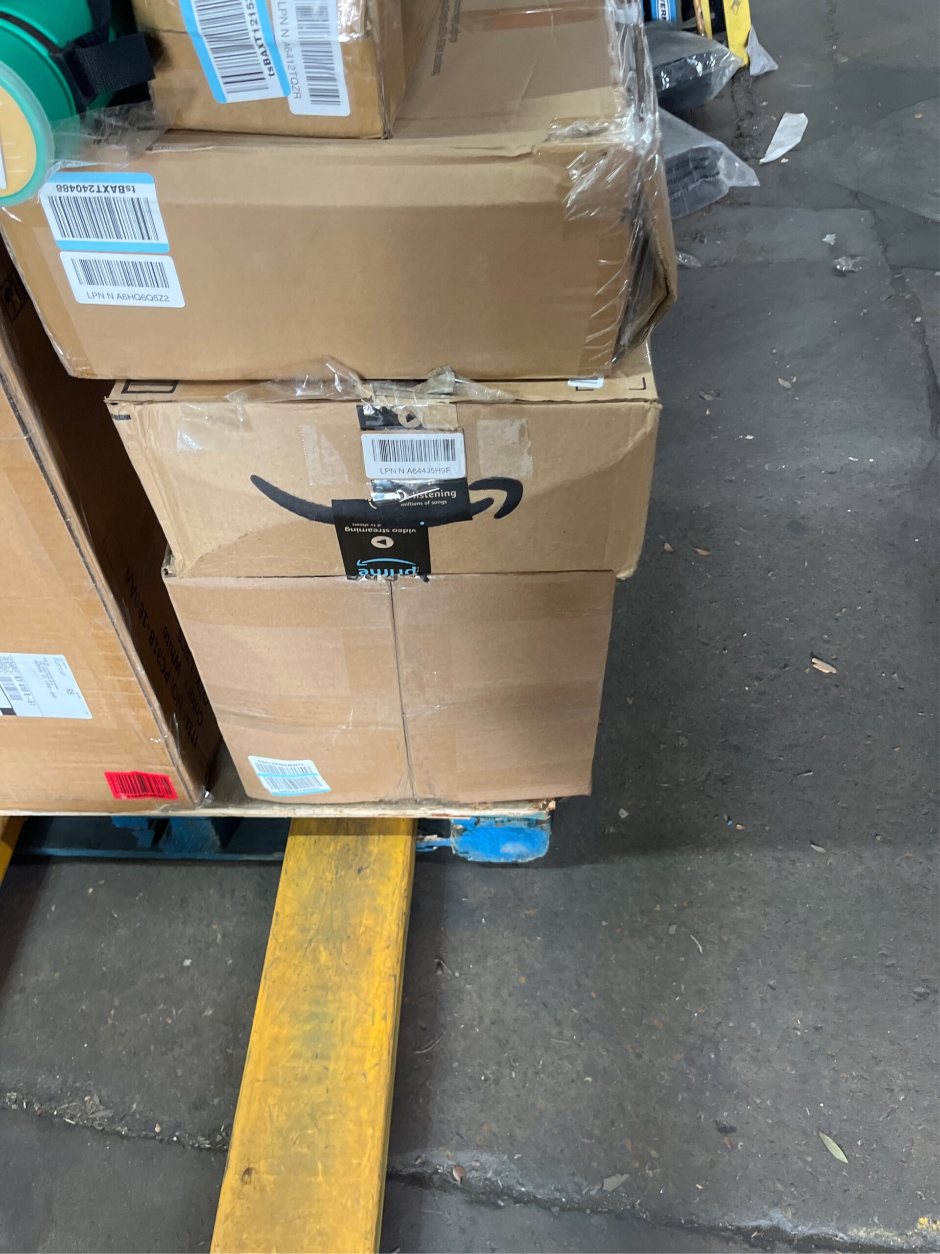 AUCT 11741 - $130 ROTAI Vibration Plate Exercise Machine for Lymphatic Dr - Image 5