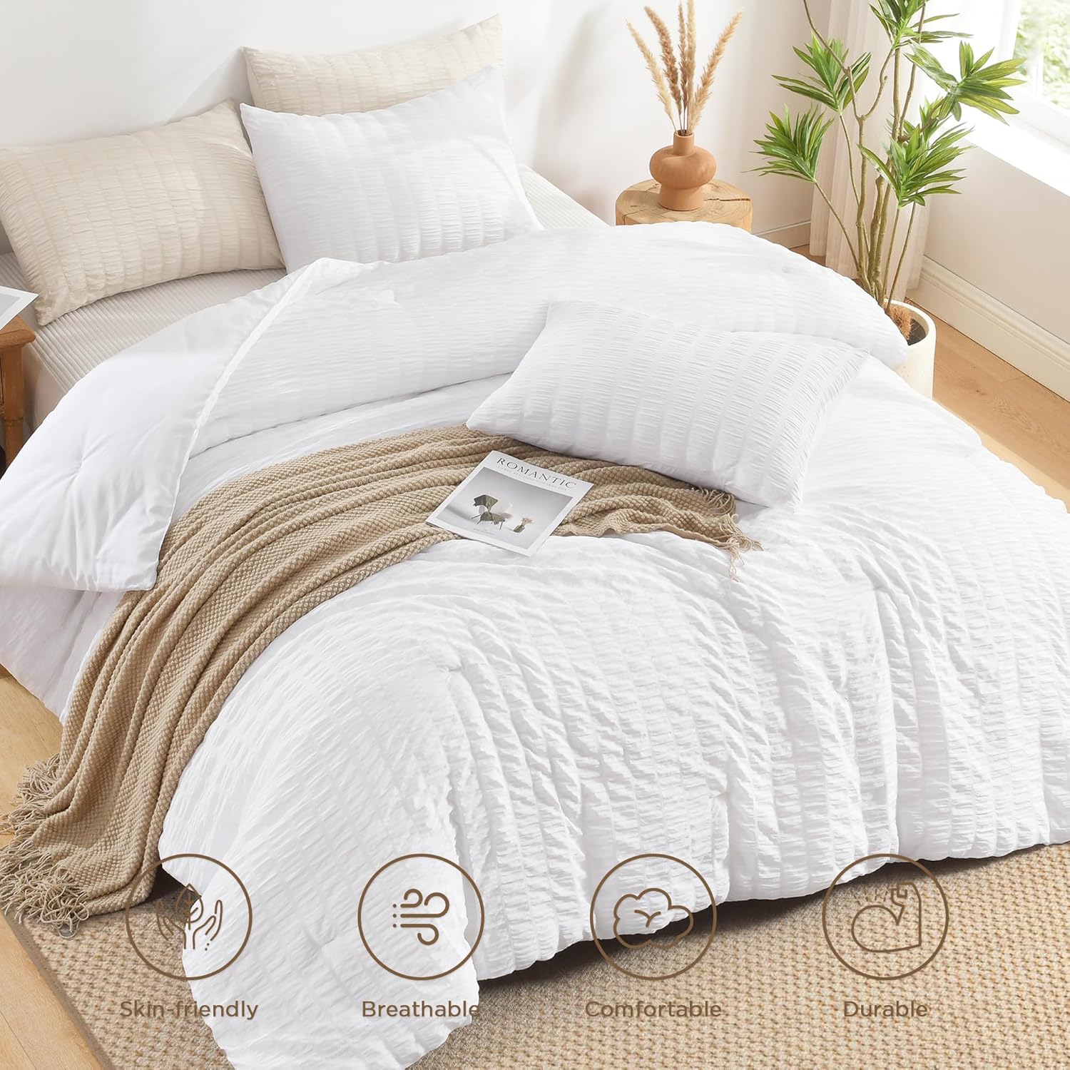 AUCT 12359 - AveLom Seersucker Queen Comforter Set (90x90 inches), 3 Piec - Image 3