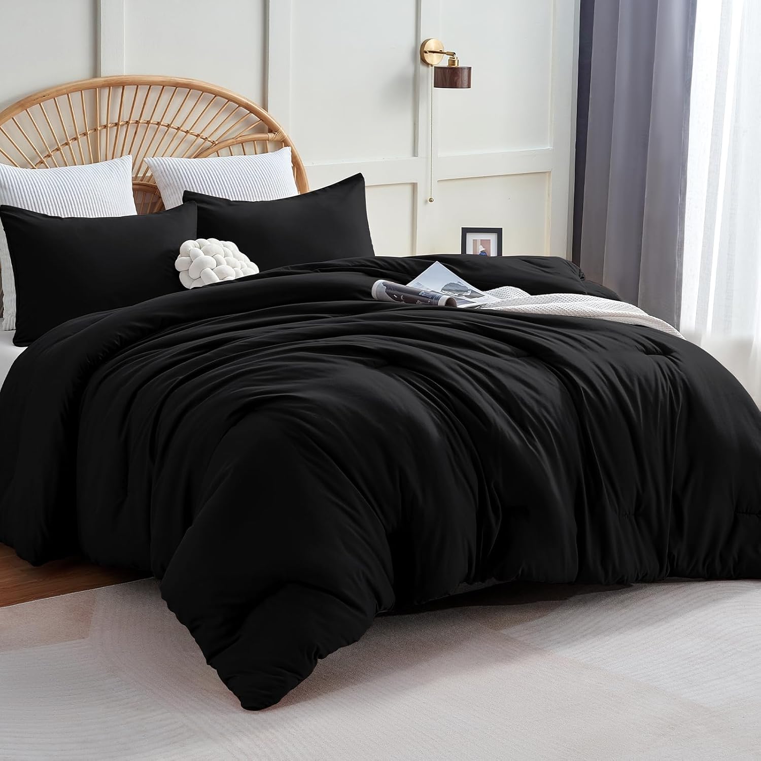 AUCT 13264 - CozyLux Queen Comforter Set Black, 3 Pieces Lightweight Comf