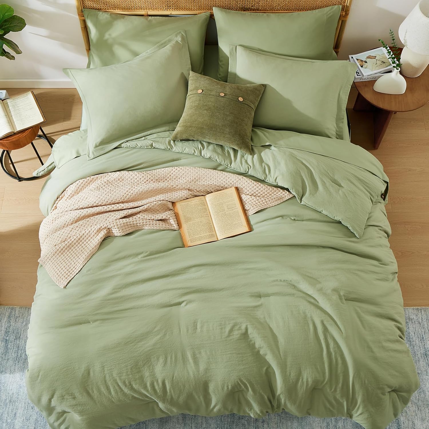 AUCT 13347 - WRENSONGE Queen Comforter Set - 7 Pieces Sage Green Soft Bed - Image 2