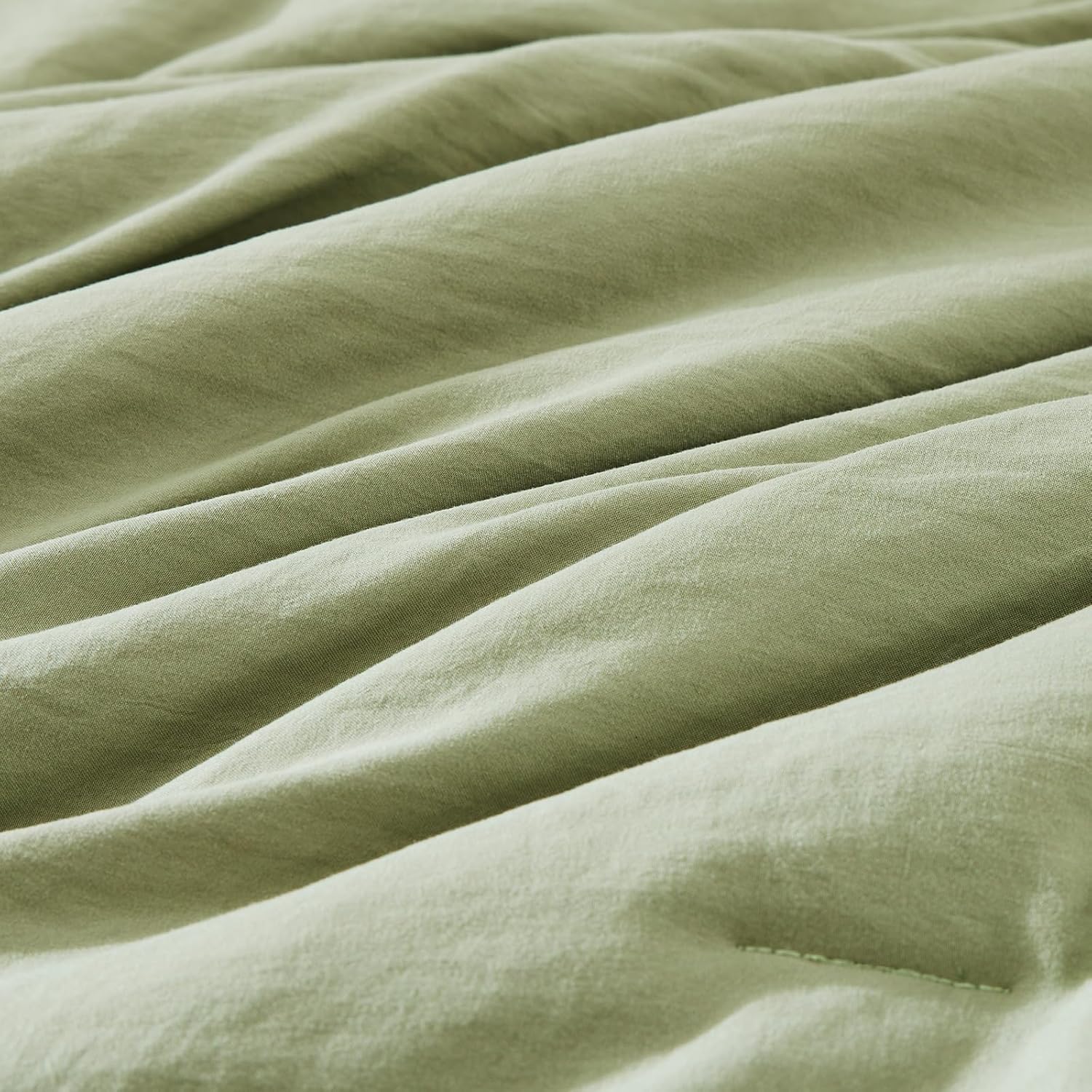 AUCT 13347 - WRENSONGE Queen Comforter Set - 7 Pieces Sage Green Soft Bed - Image 4