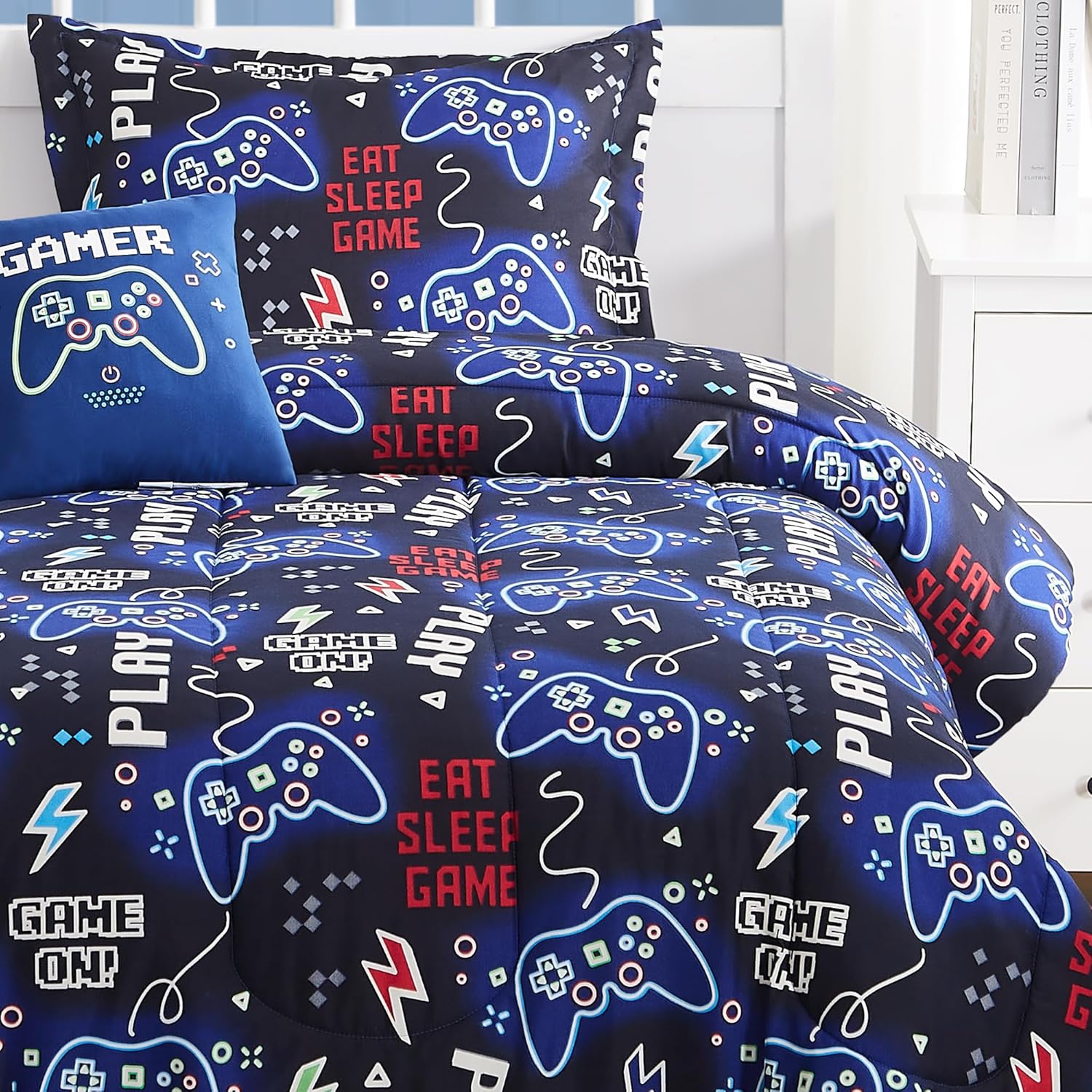 AUCT 13385 - Kaleido Space Kids Comforter Set Twin Size for Boys, Glow in - Image 2