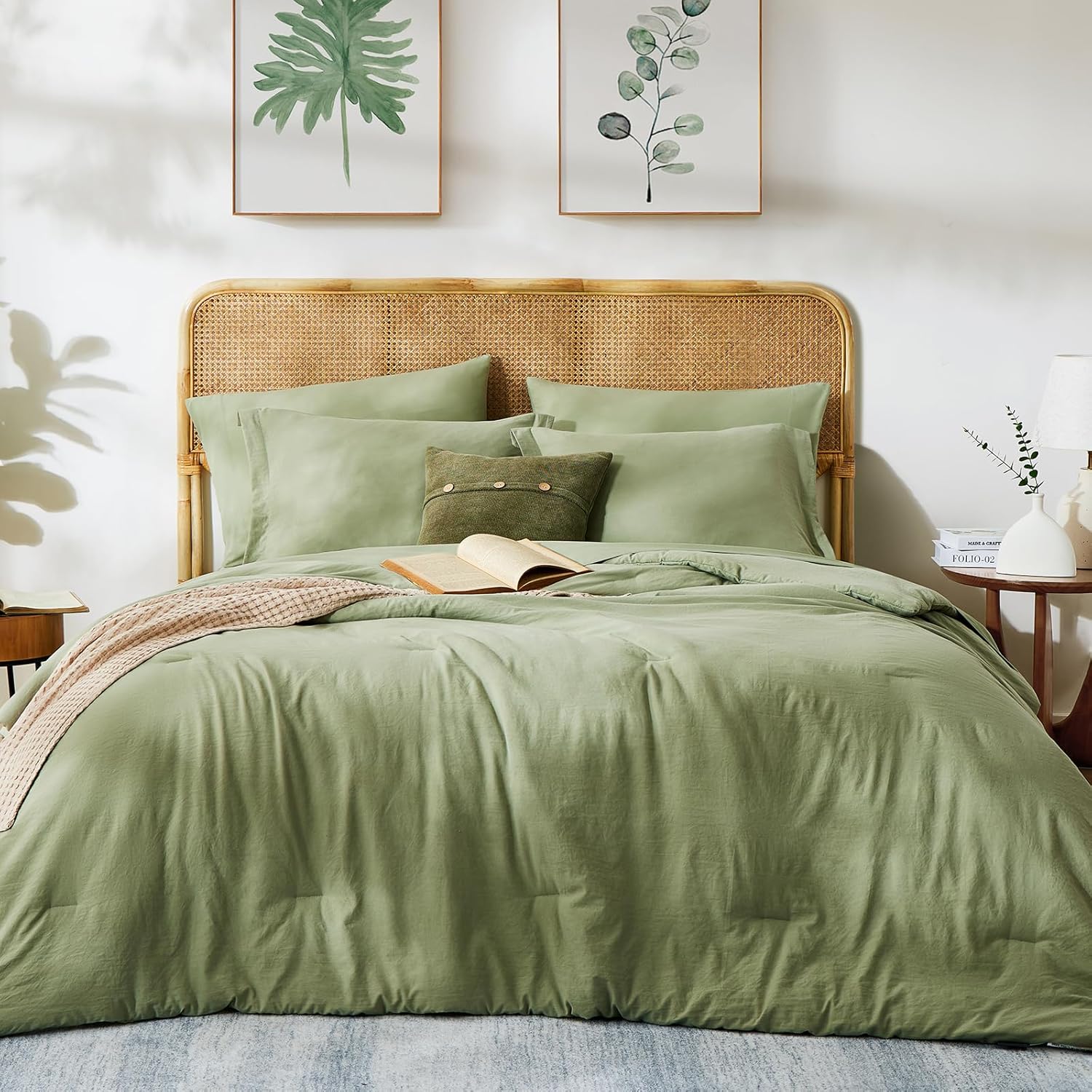 AUCT 13347 - WRENSONGE Queen Comforter Set - 7 Pieces Sage Green Soft Bed - Image 3
