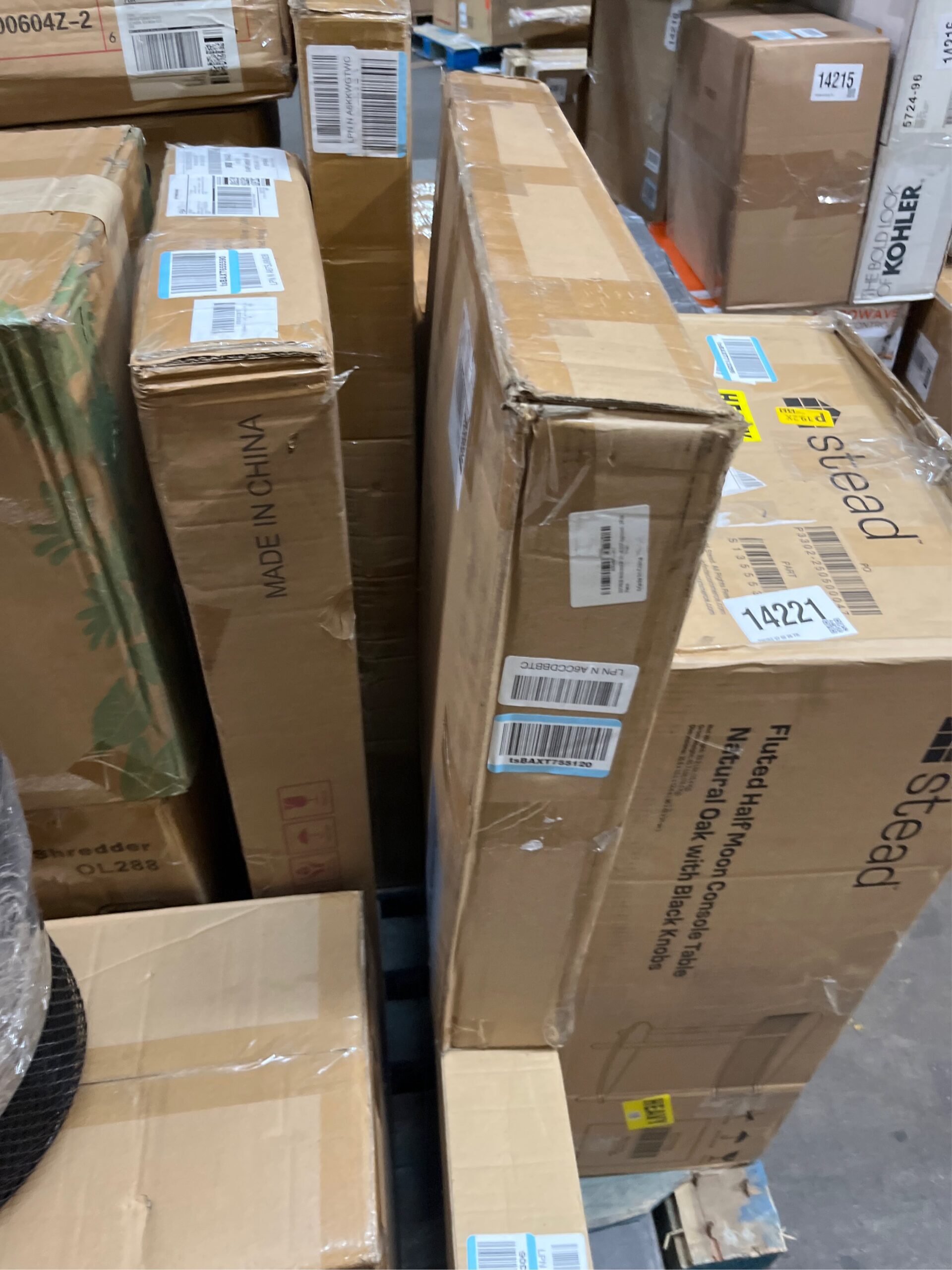 AUCT 14222 - $173 2 Pack Horizontal RV Windows, 24" W x 20" H Tinted Slid - Image 5