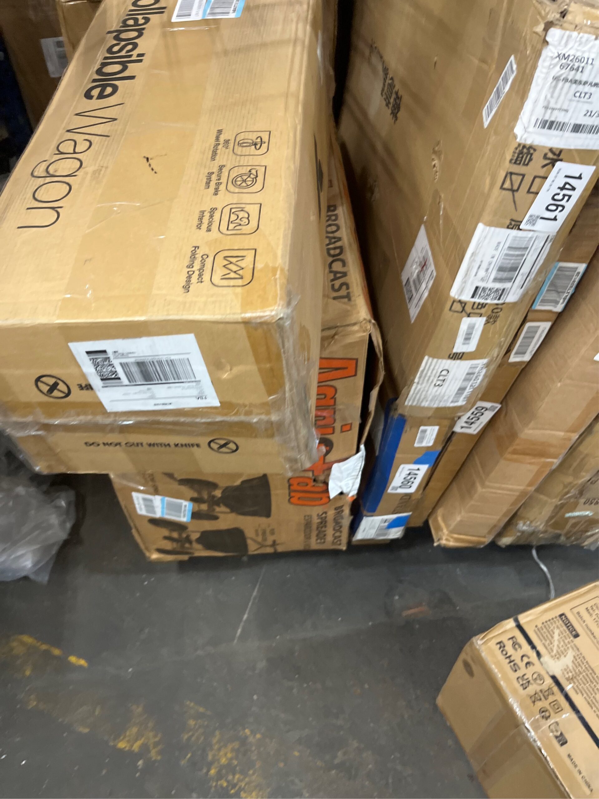 AUCT 14563 - $55 VIVOSUN Collapsible Folding Wagon, 350 lb Load-Bearing O - Image 5