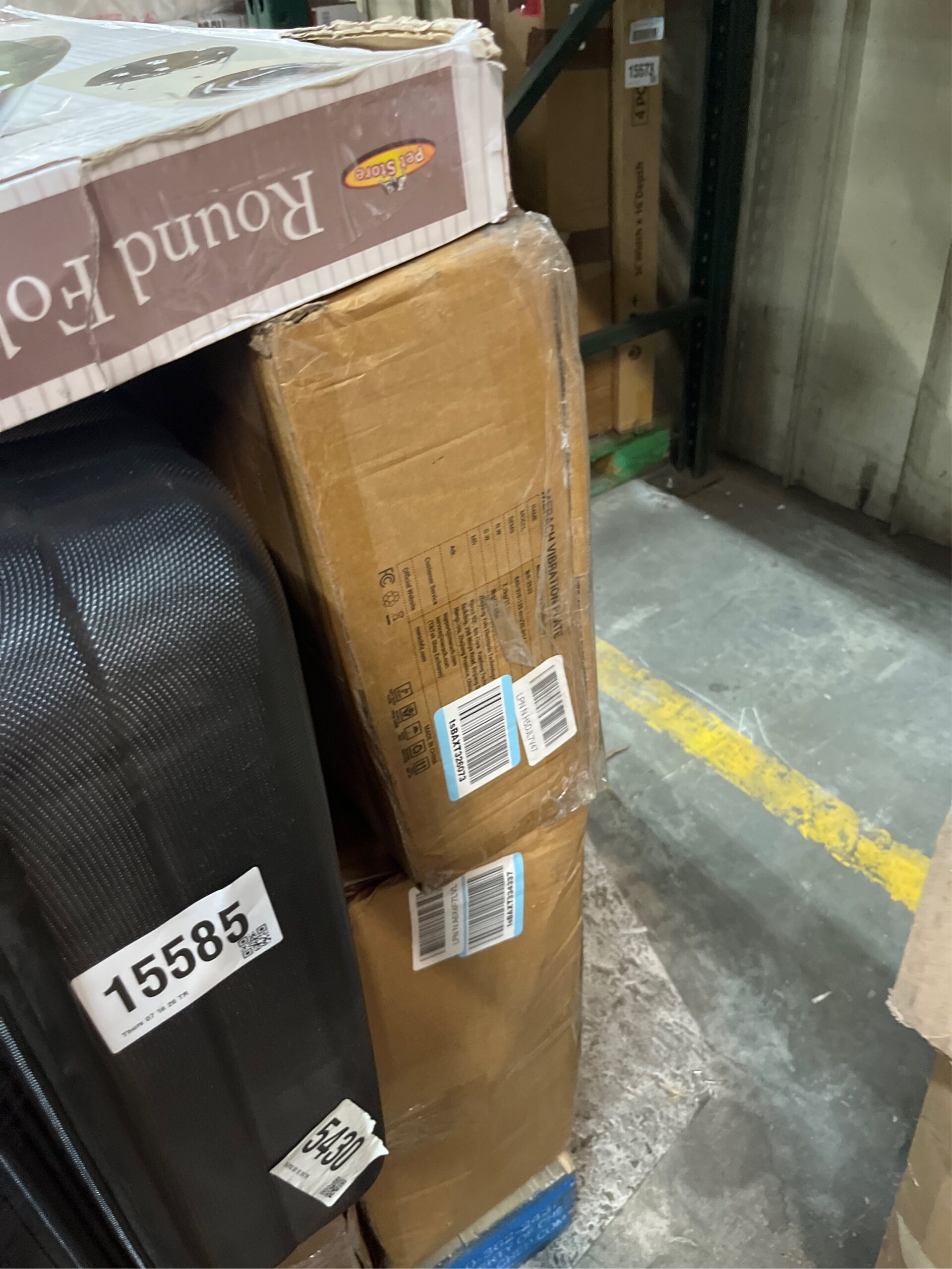 AUCT 15587 - $110 MERACH Vibration Plate Exercise Machine, Vibrating Platform for Lymphatic Drainage We - Image 5